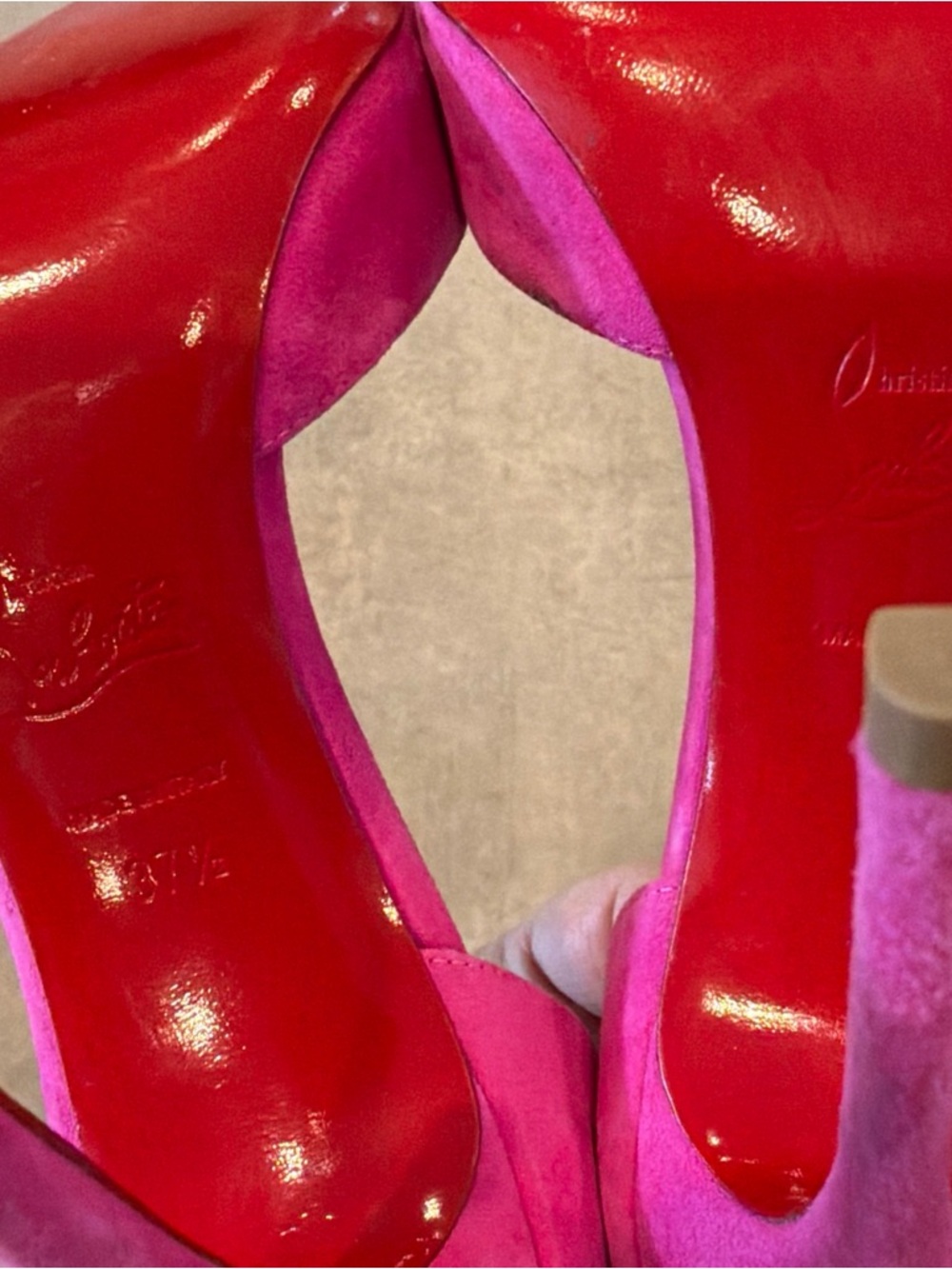 Christian Louboutin Pink Fuchsia Suede D’Orsay Heels 37.5 US 7.5 - Picture 8 of 14